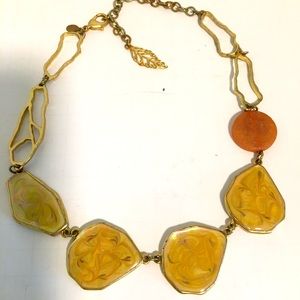 Chico’s Marbleized Stone Statement Necklace Tan Orange Beige 16”